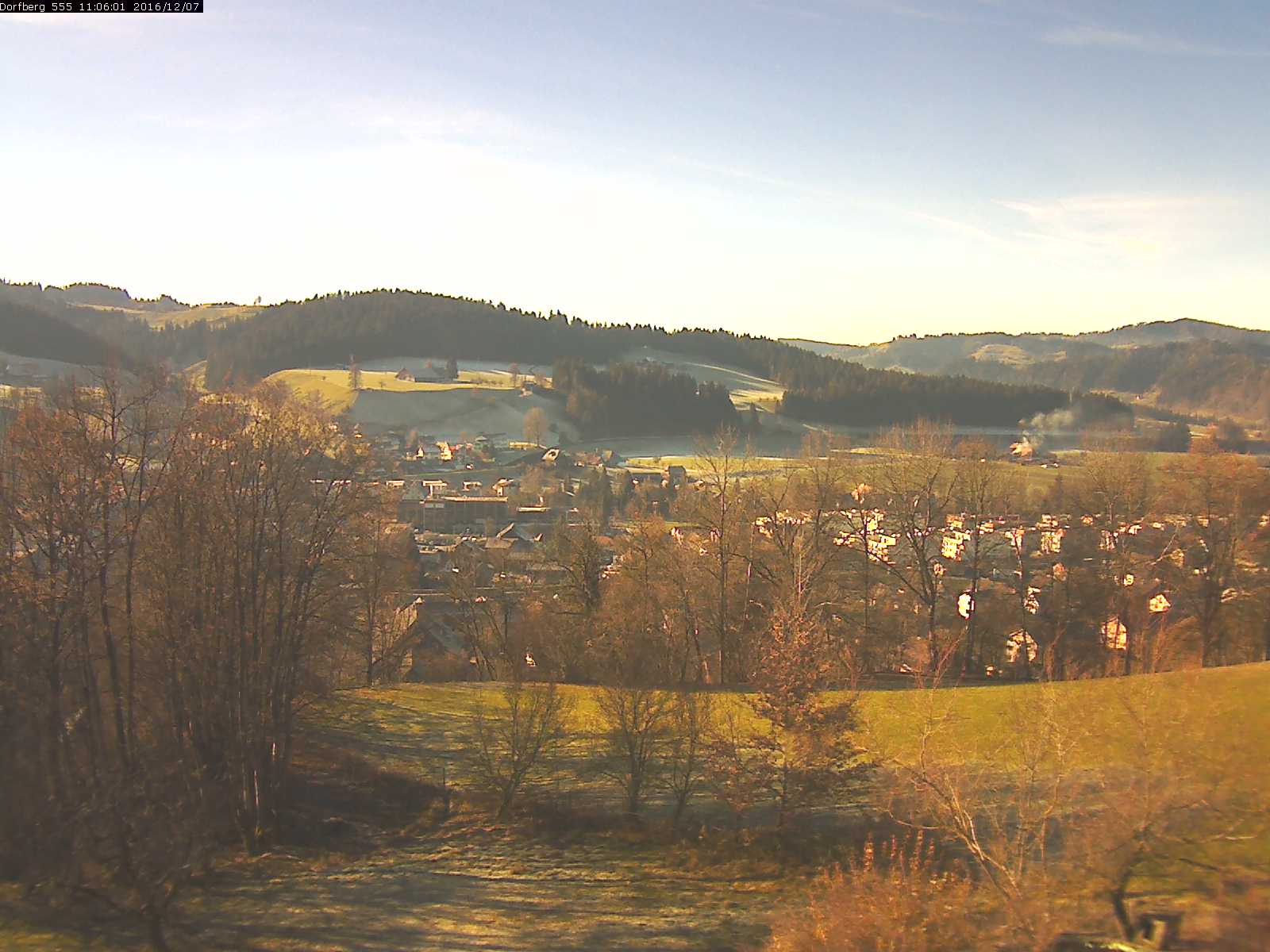 Webcam-Bild: Aussicht vom Dorfberg in Langnau 20161207-110601