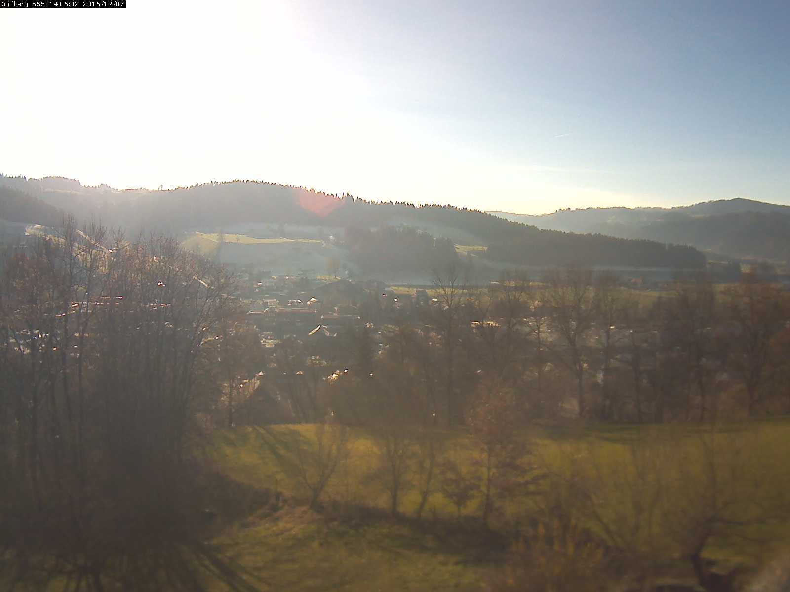 Webcam-Bild: Aussicht vom Dorfberg in Langnau 20161207-140601