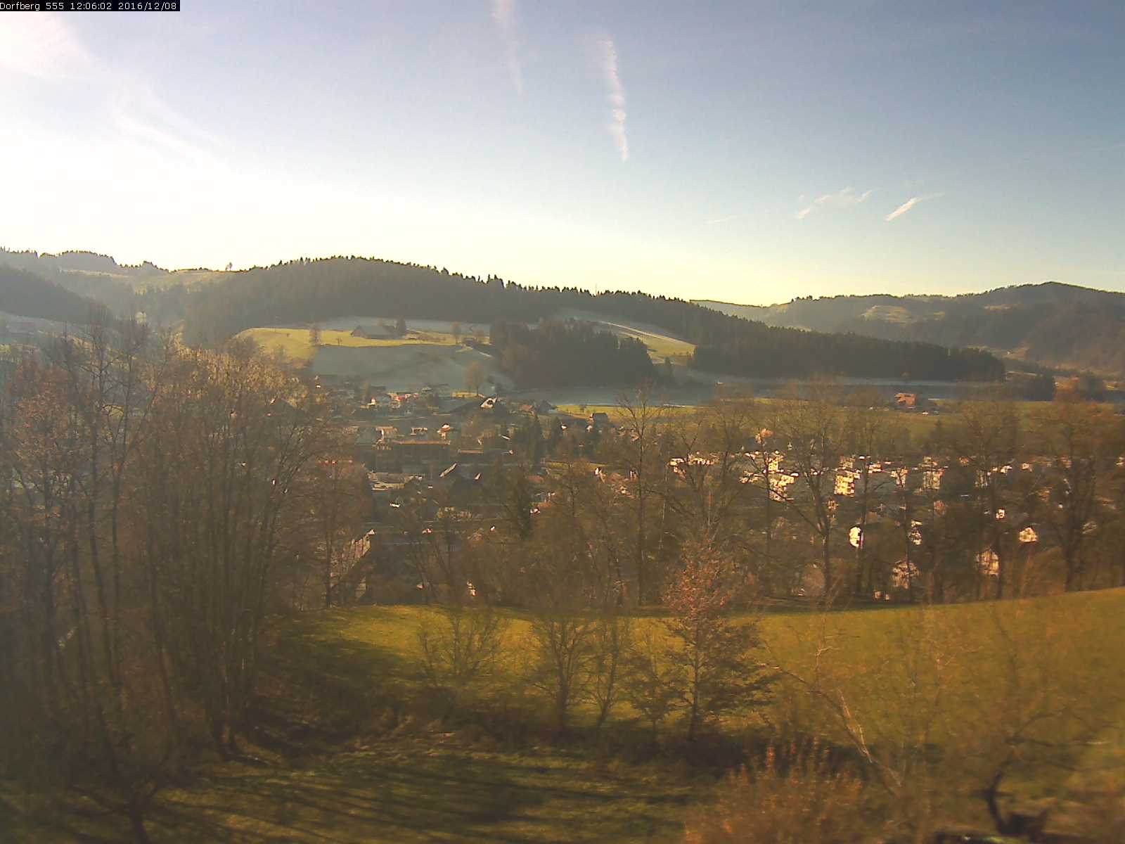 Webcam-Bild: Aussicht vom Dorfberg in Langnau 20161208-120601