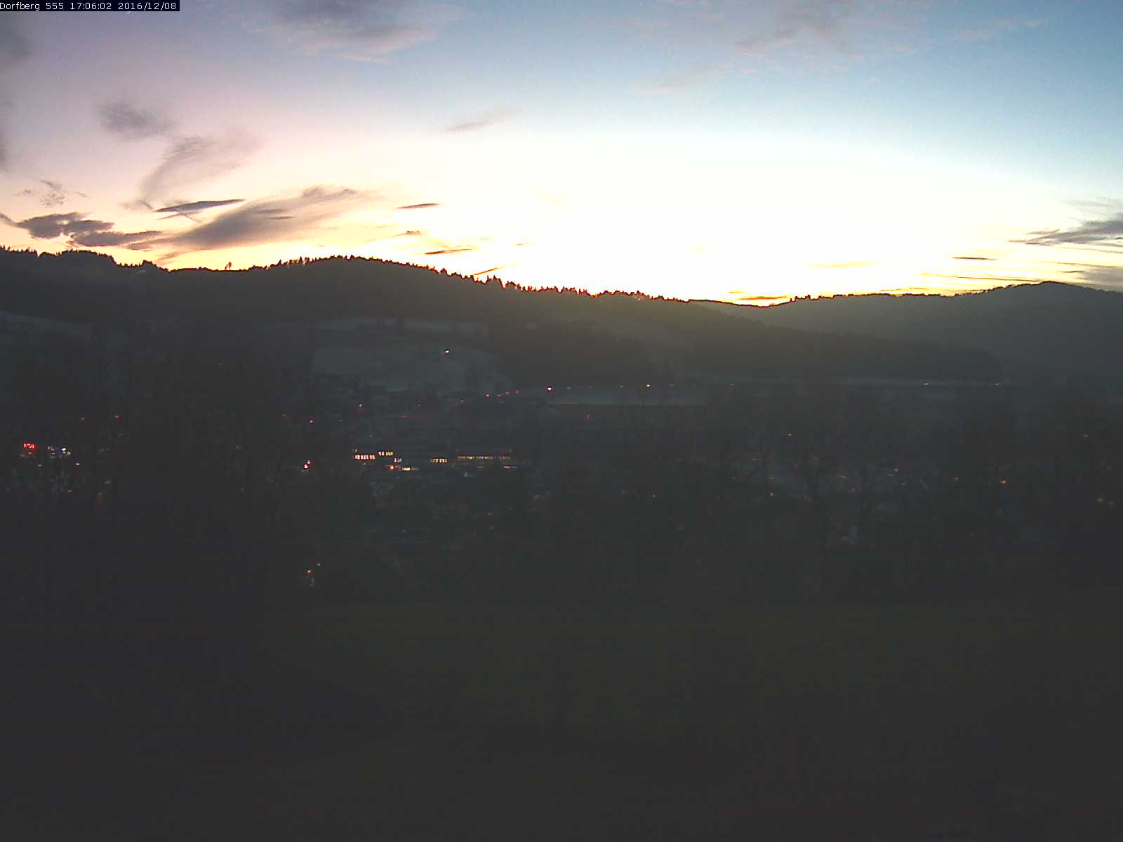 Webcam-Bild: Aussicht vom Dorfberg in Langnau 20161208-170601