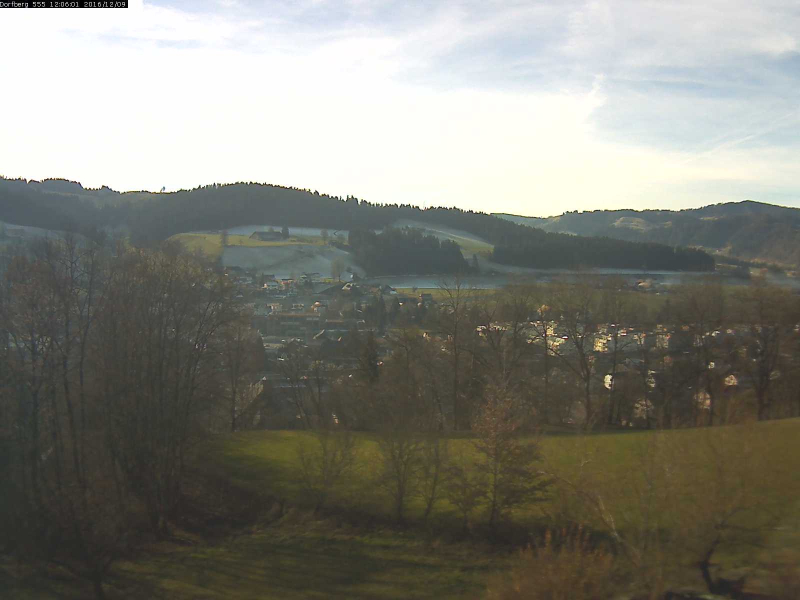 Webcam-Bild: Aussicht vom Dorfberg in Langnau 20161209-120601