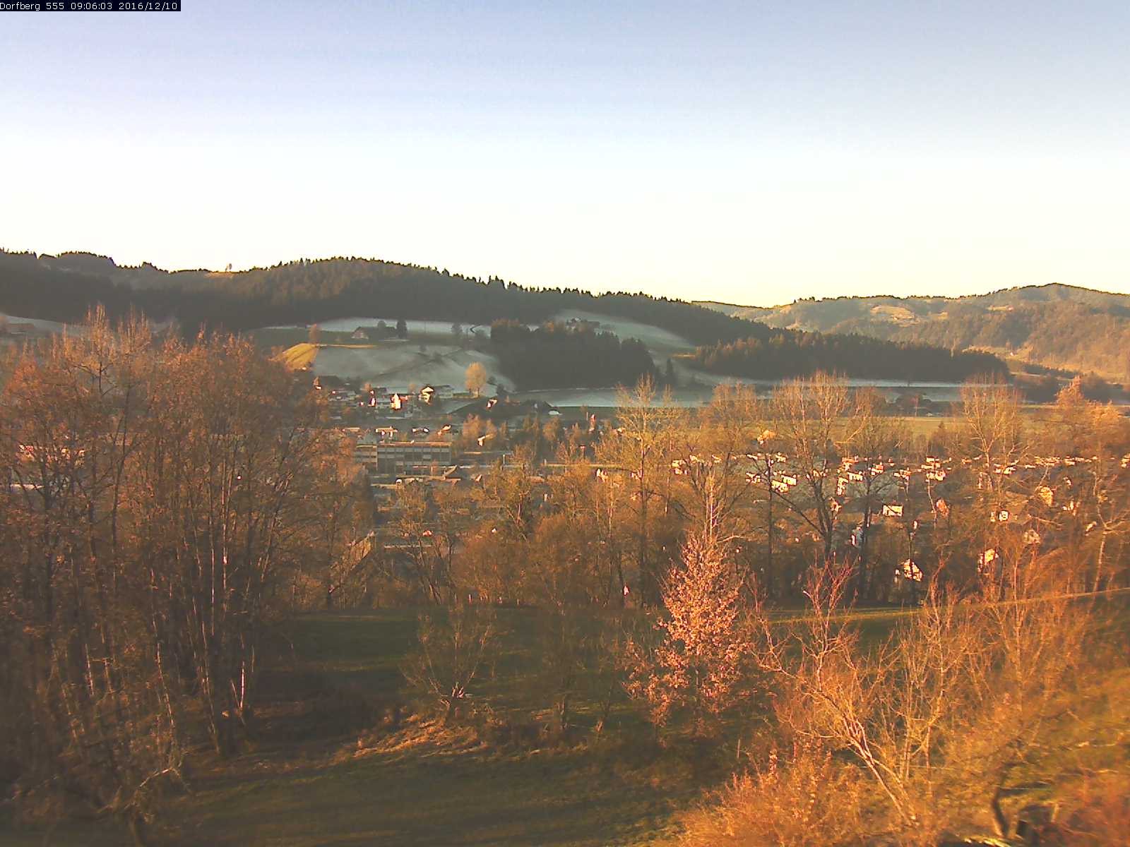 Webcam-Bild: Aussicht vom Dorfberg in Langnau 20161210-090602