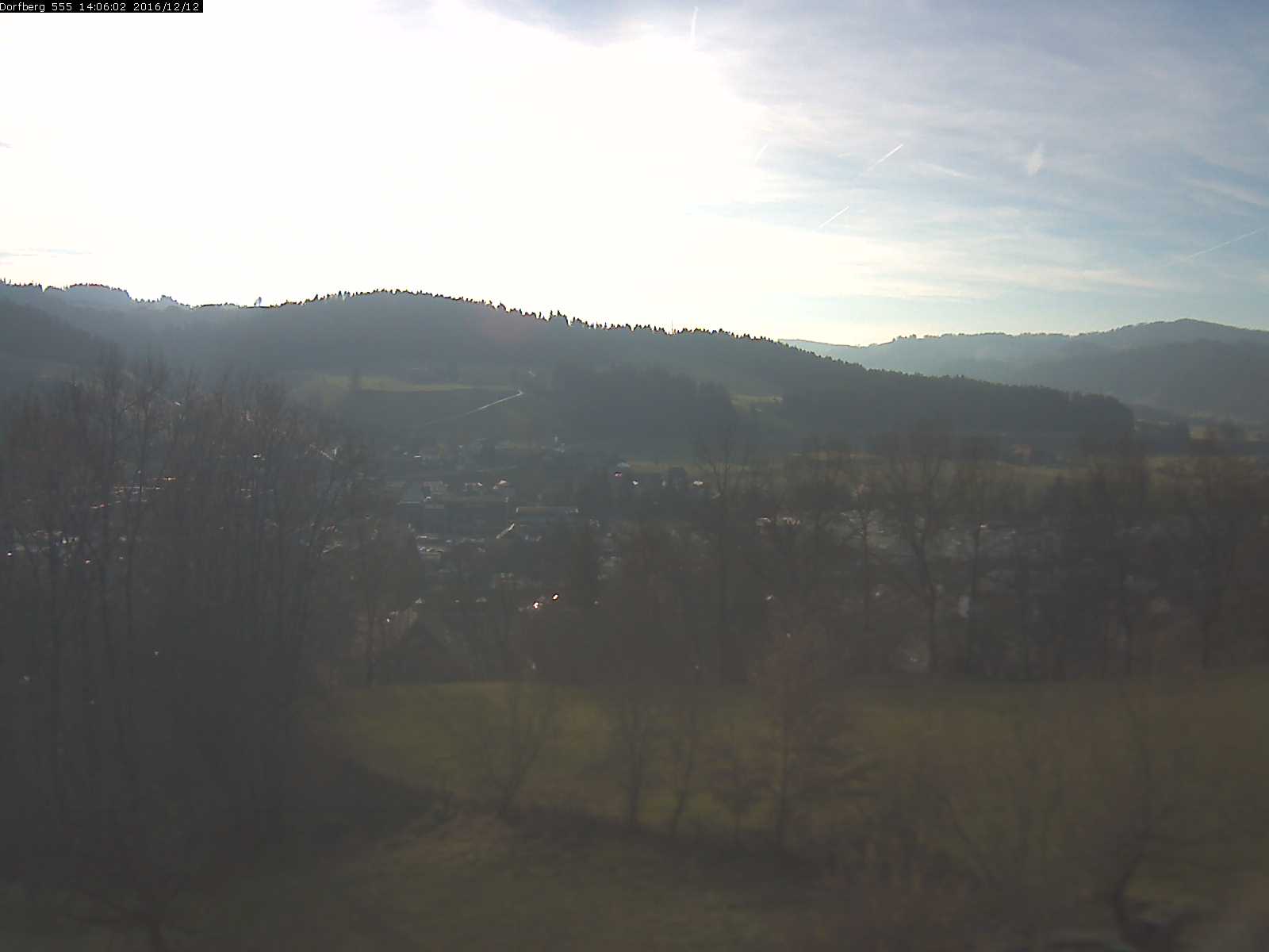 Webcam-Bild: Aussicht vom Dorfberg in Langnau 20161212-140601