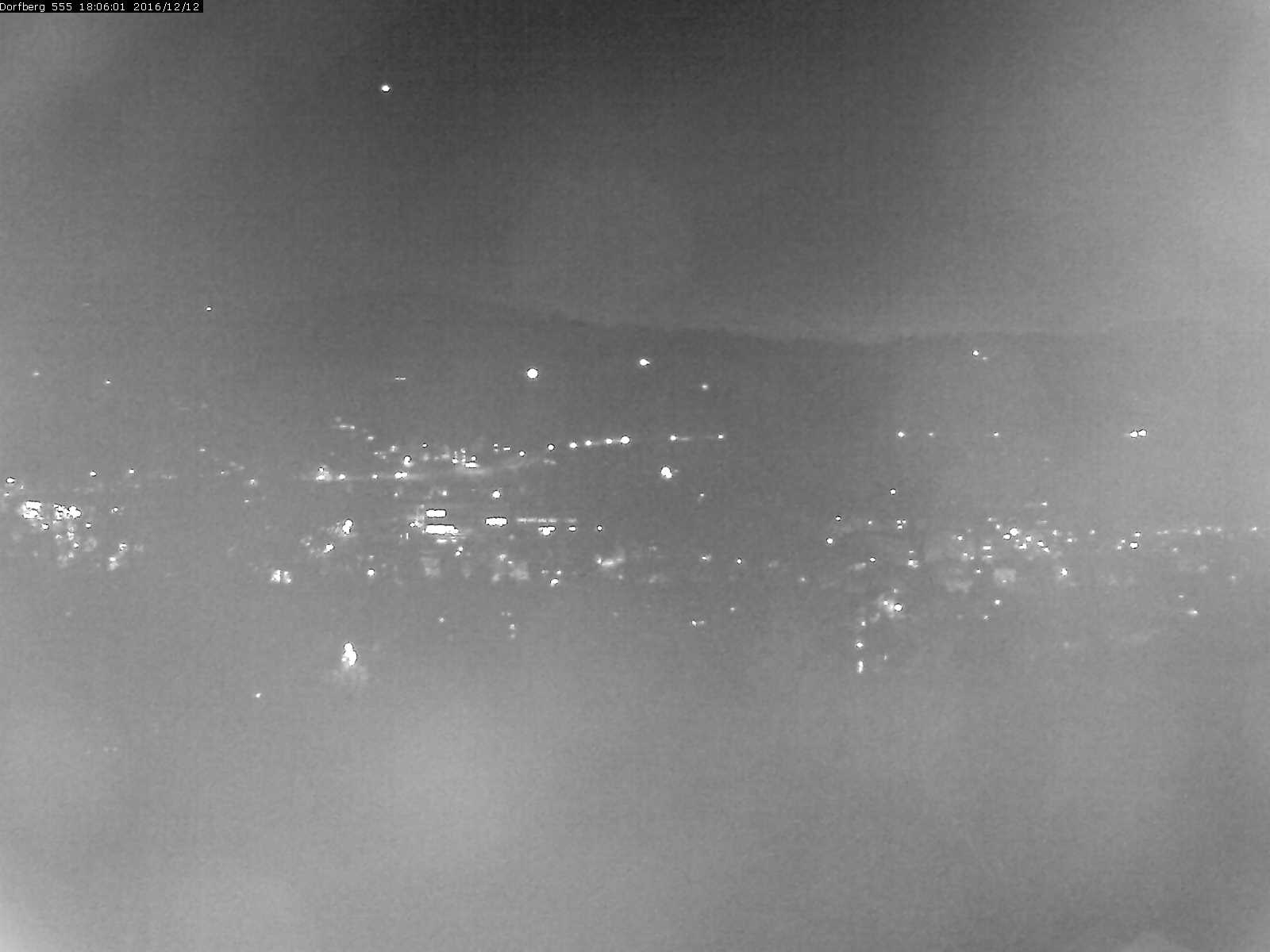 Webcam-Bild: Aussicht vom Dorfberg in Langnau 20161212-180601