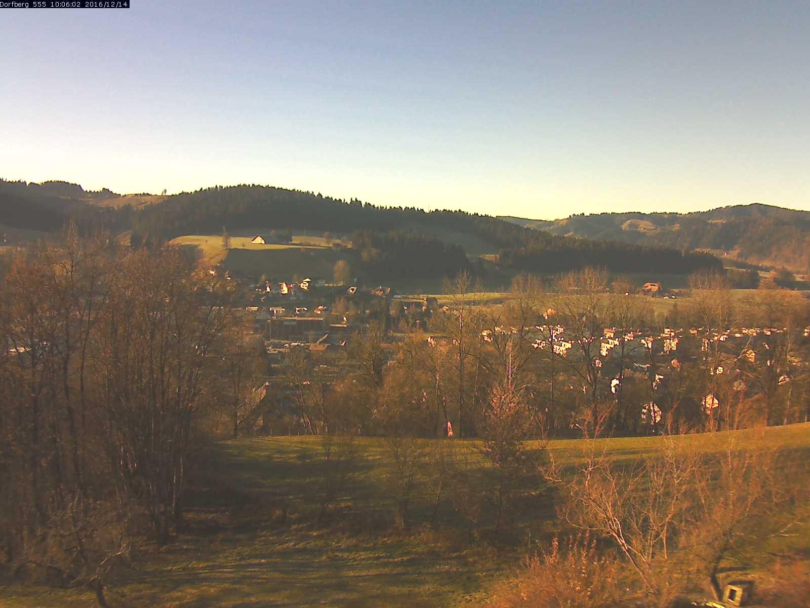 Webcam-Bild: Aussicht vom Dorfberg in Langnau 20161214-100601