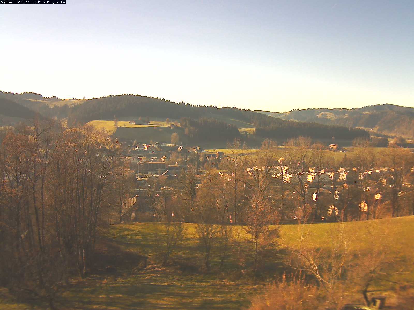Webcam-Bild: Aussicht vom Dorfberg in Langnau 20161214-110601