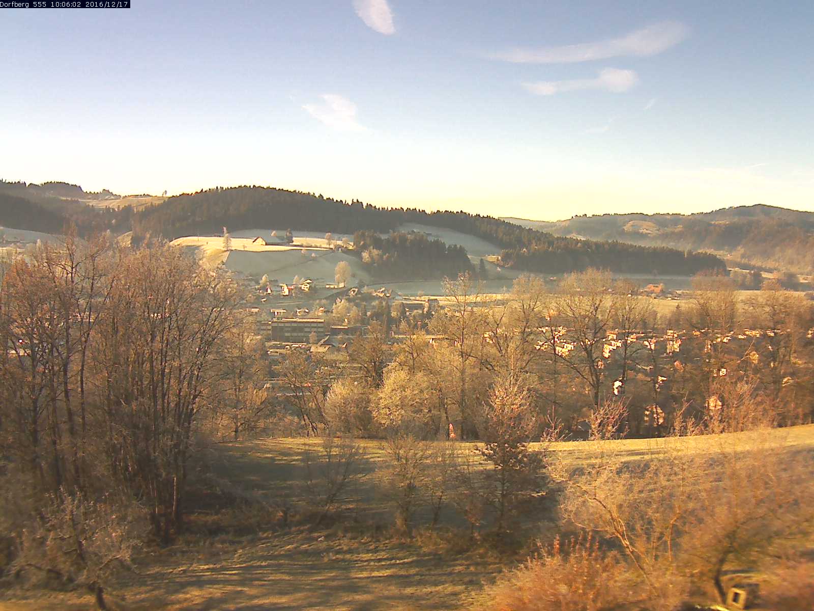 Webcam-Bild: Aussicht vom Dorfberg in Langnau 20161217-100601