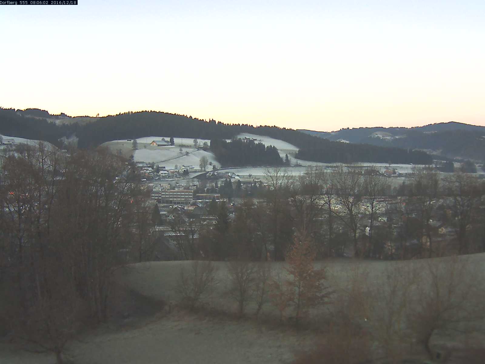 Webcam-Bild: Aussicht vom Dorfberg in Langnau 20161218-080601