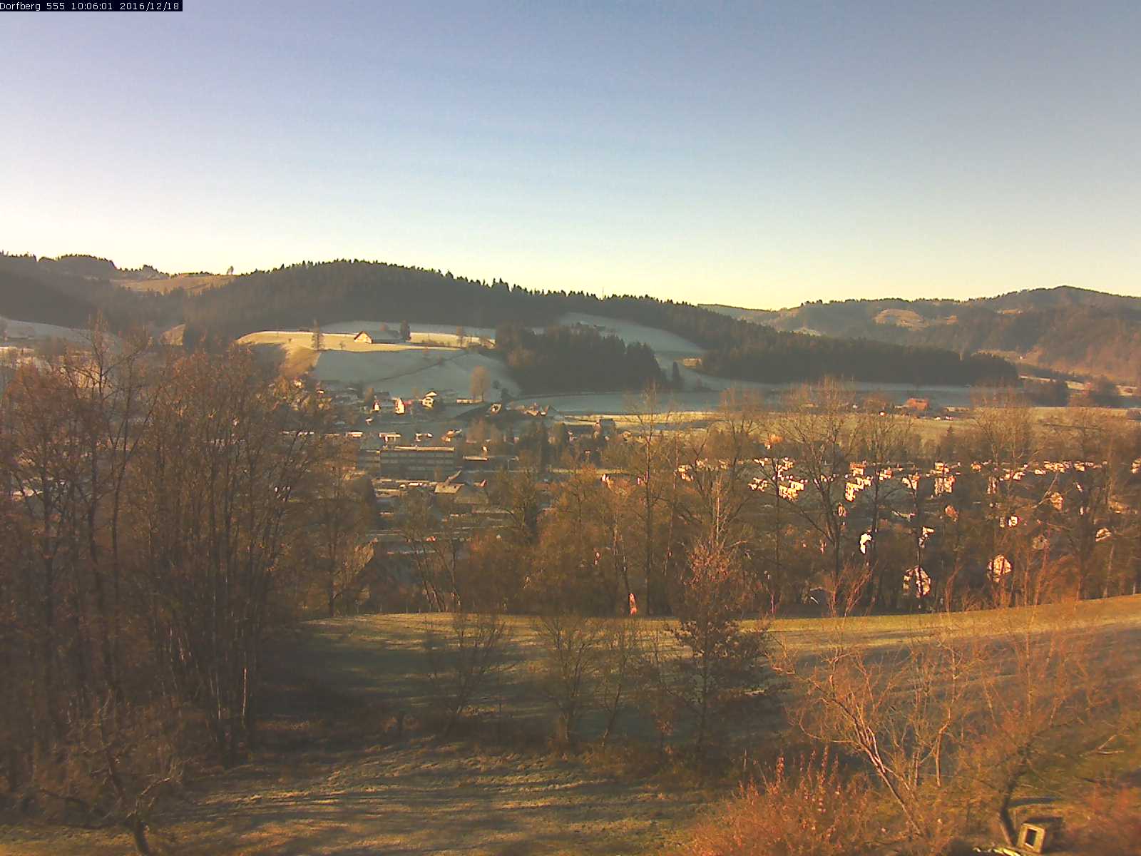 Webcam-Bild: Aussicht vom Dorfberg in Langnau 20161218-100601