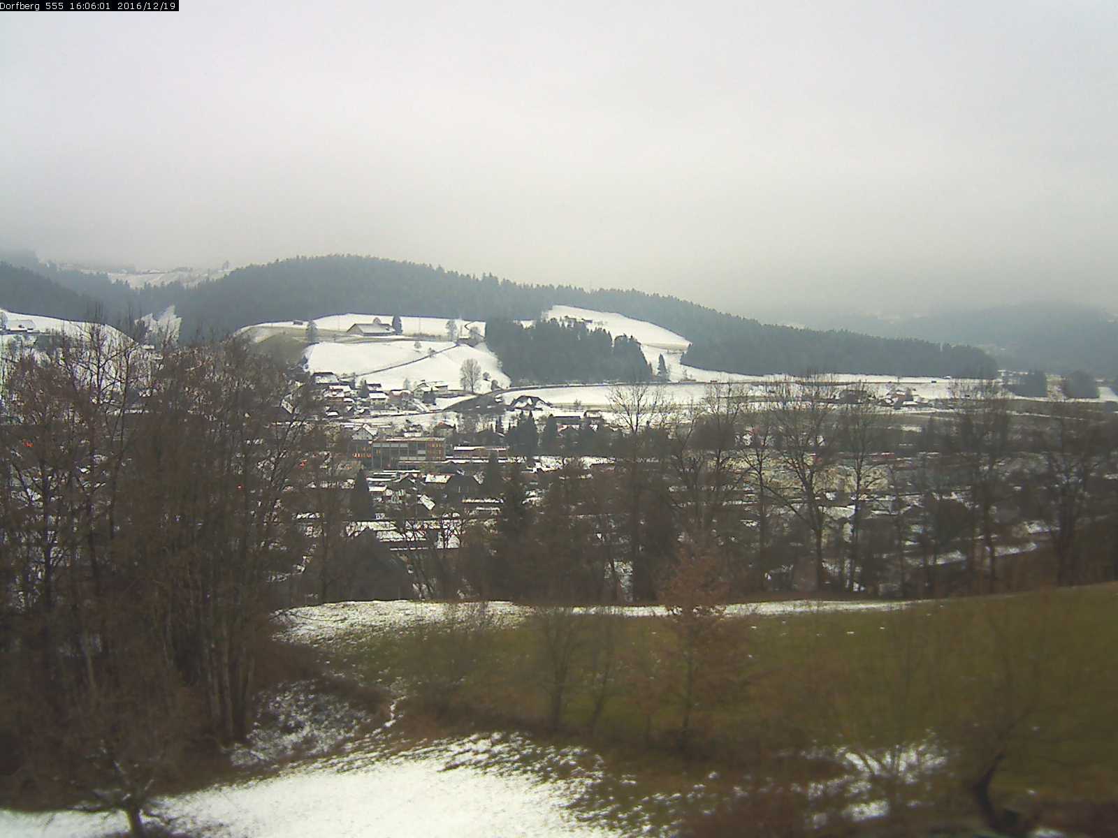 Webcam-Bild: Aussicht vom Dorfberg in Langnau 20161219-160601