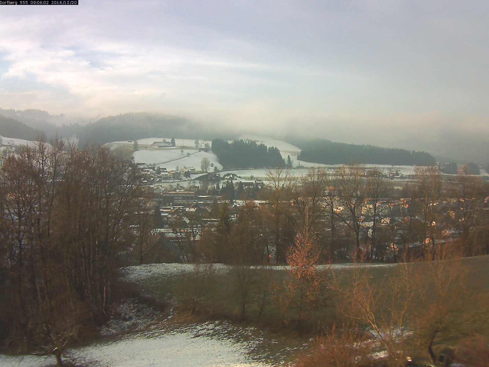 Webcam-Bild: Aussicht vom Dorfberg in Langnau 20161220-090601