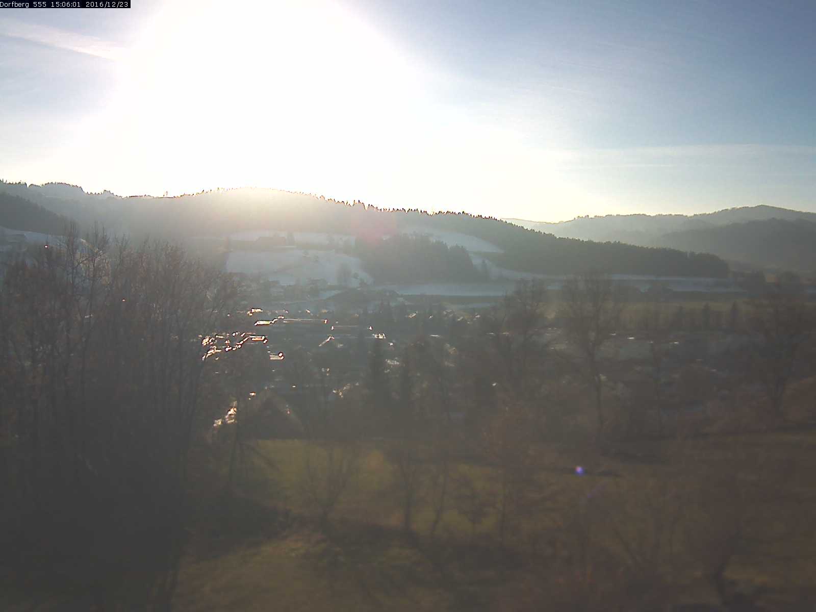 Webcam-Bild: Aussicht vom Dorfberg in Langnau 20161223-150601