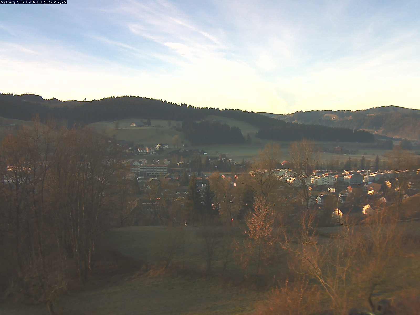 Webcam-Bild: Aussicht vom Dorfberg in Langnau 20161226-090601