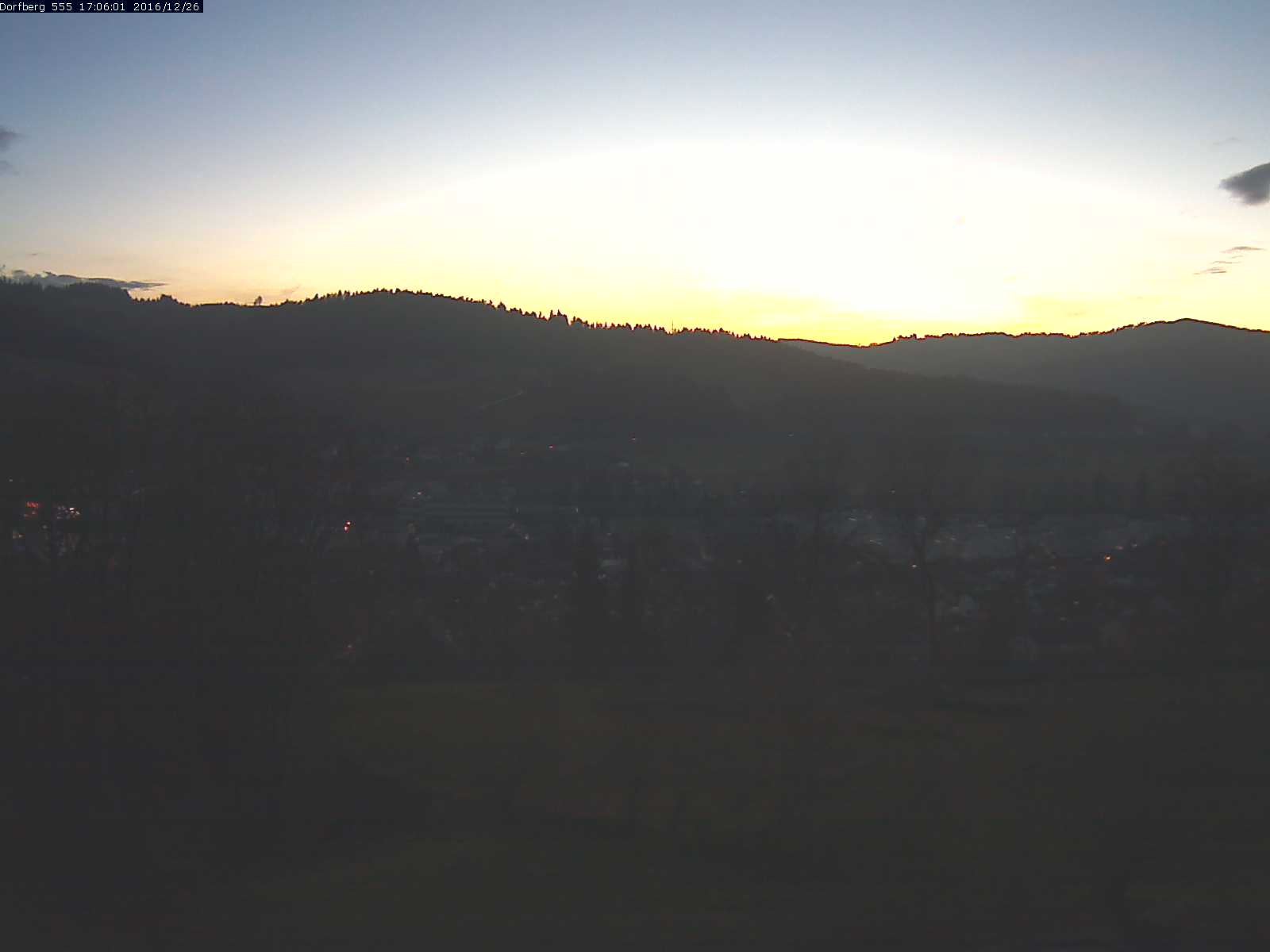 Webcam-Bild: Aussicht vom Dorfberg in Langnau 20161226-170601