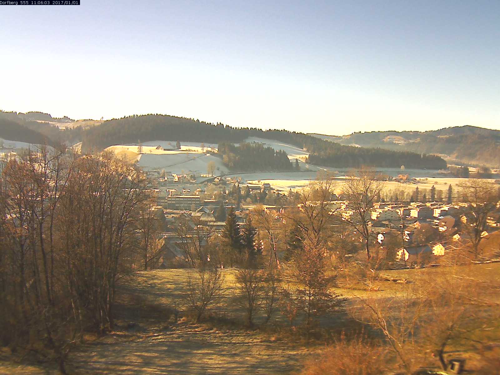 Webcam-Bild: Aussicht vom Dorfberg in Langnau 20170101-110601