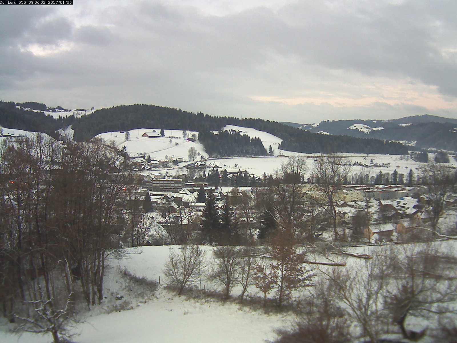 Webcam-Bild: Aussicht vom Dorfberg in Langnau 20170105-080601