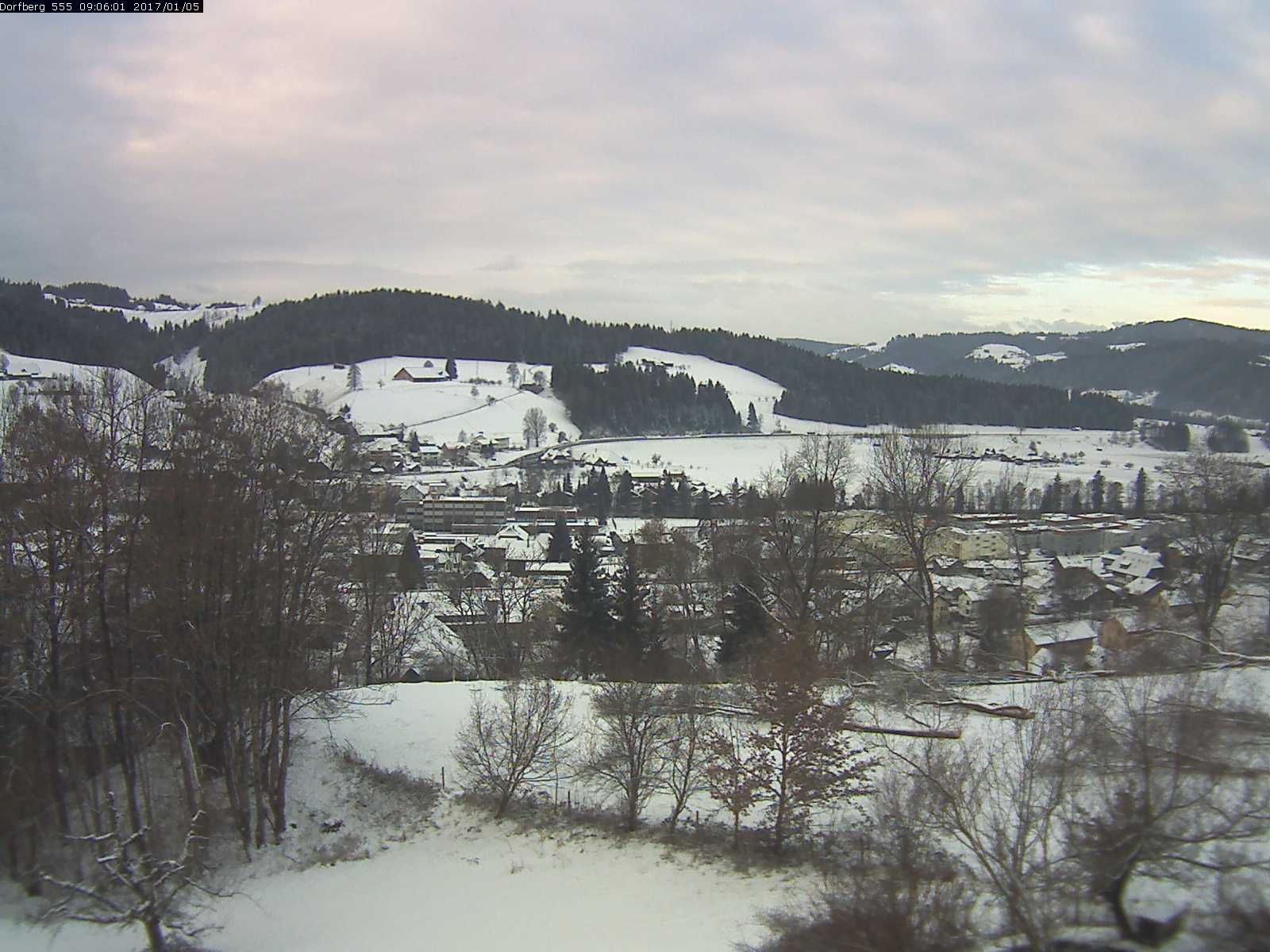 Webcam-Bild: Aussicht vom Dorfberg in Langnau 20170105-090601
