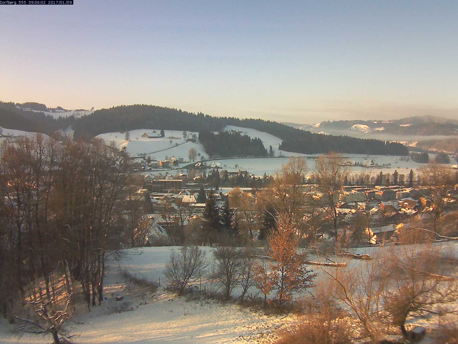 Webcam-Bild: Aussicht vom Dorfberg in Langnau 20170109-090601