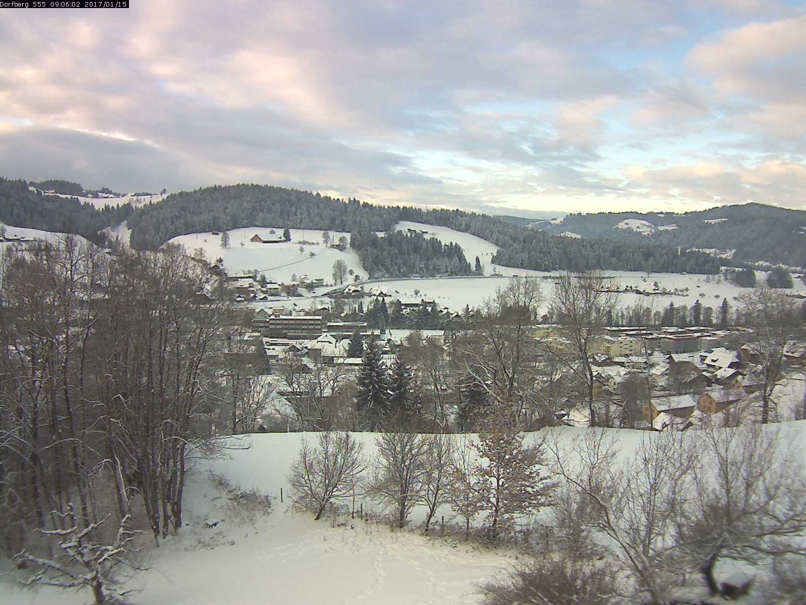 Webcam-Bild: Aussicht vom Dorfberg in Langnau 20170115-090601
