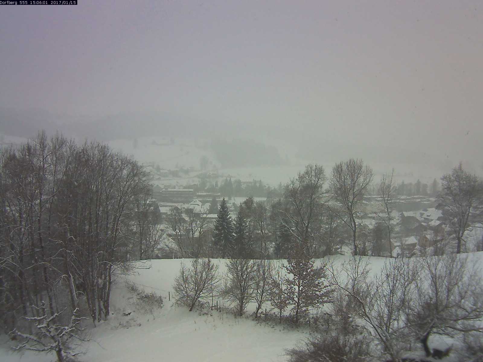 Webcam-Bild: Aussicht vom Dorfberg in Langnau 20170115-150601
