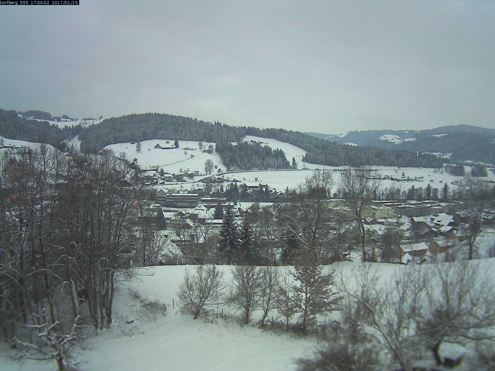 Webcam-Bild: Aussicht vom Dorfberg in Langnau 20170115-170601