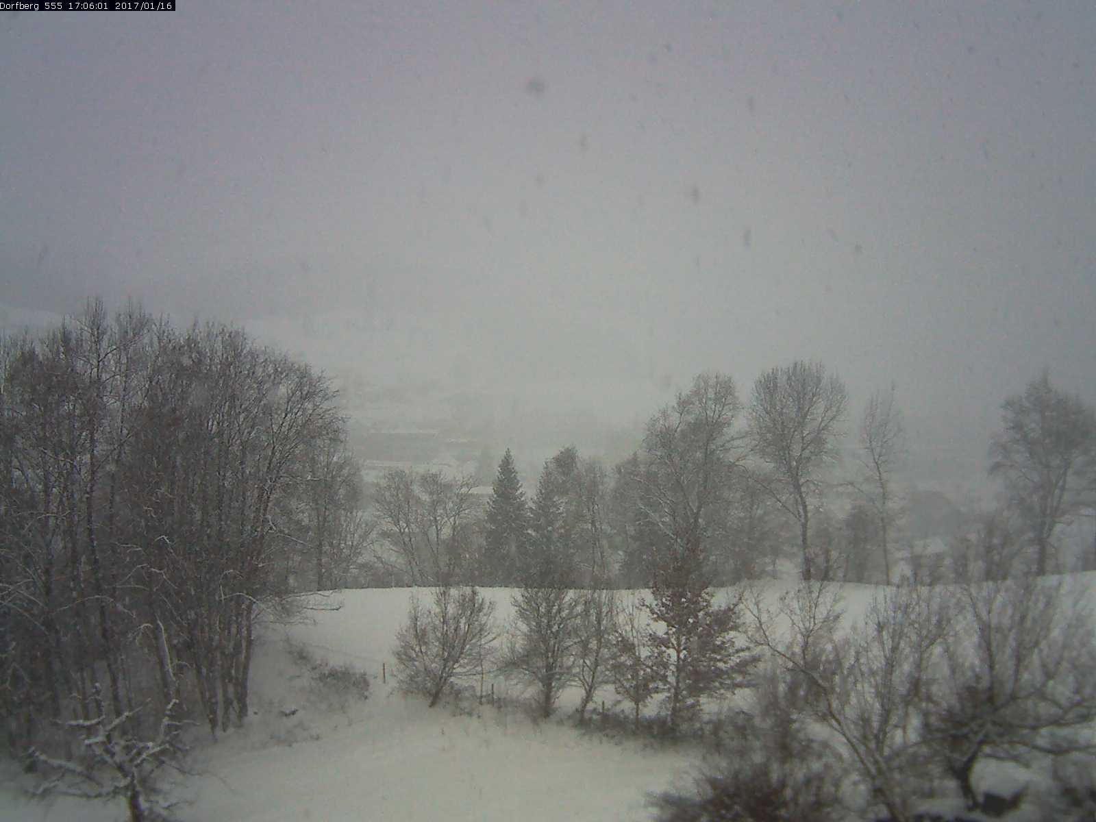 Webcam-Bild: Aussicht vom Dorfberg in Langnau 20170116-170601