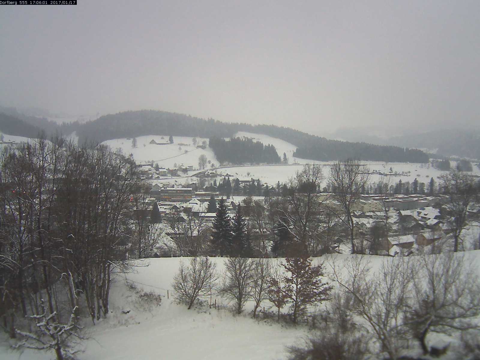 Webcam-Bild: Aussicht vom Dorfberg in Langnau 20170117-170601