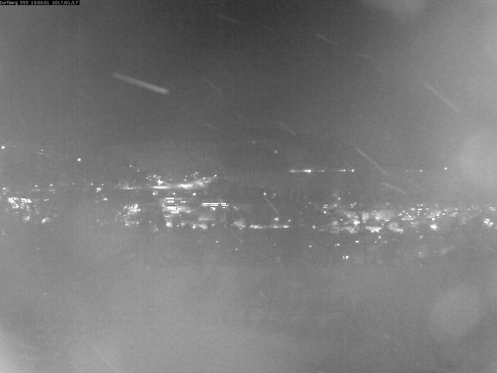 Webcam-Bild: Aussicht vom Dorfberg in Langnau 20170117-190601