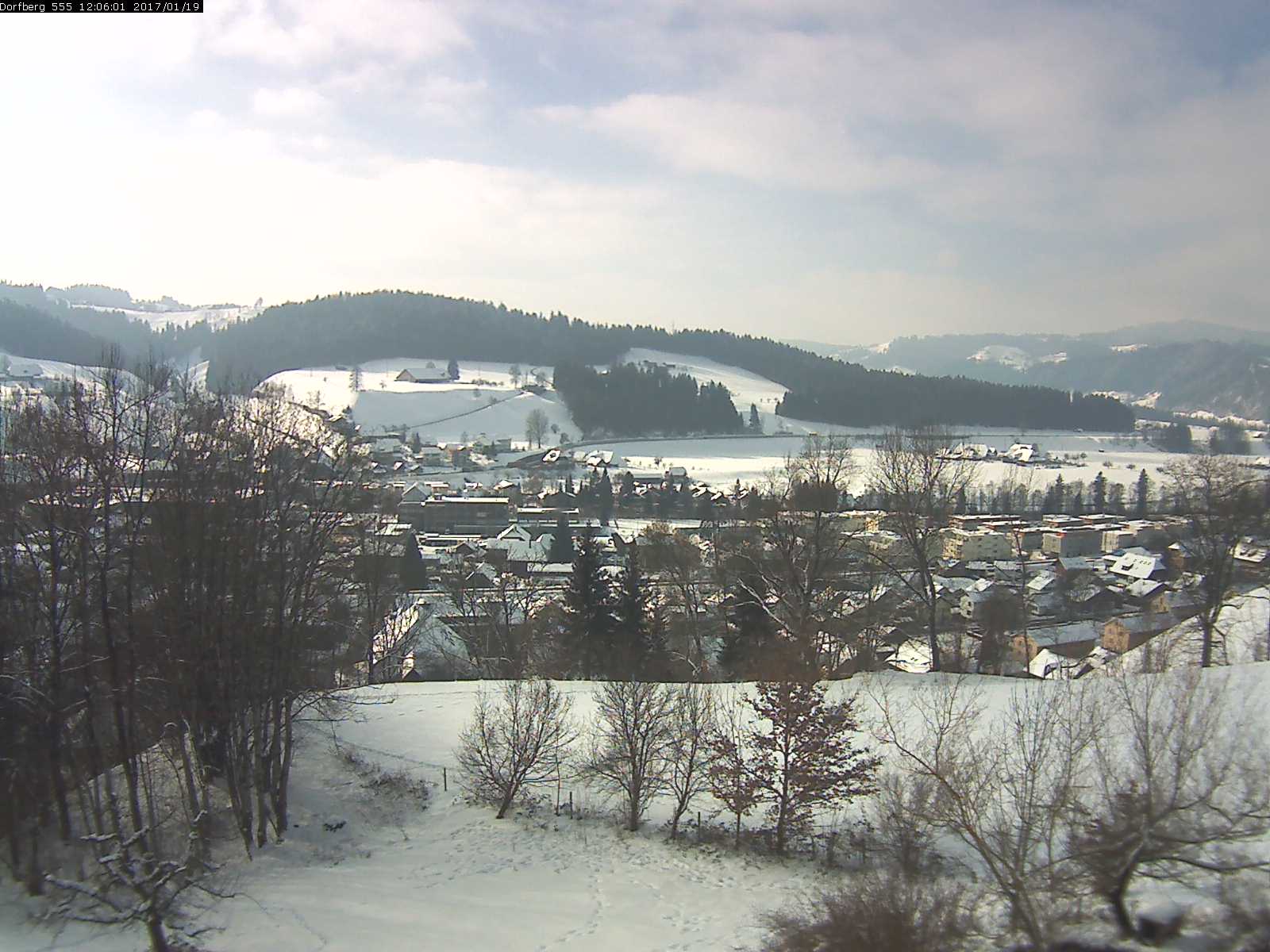 Webcam-Bild: Aussicht vom Dorfberg in Langnau 20170119-120601