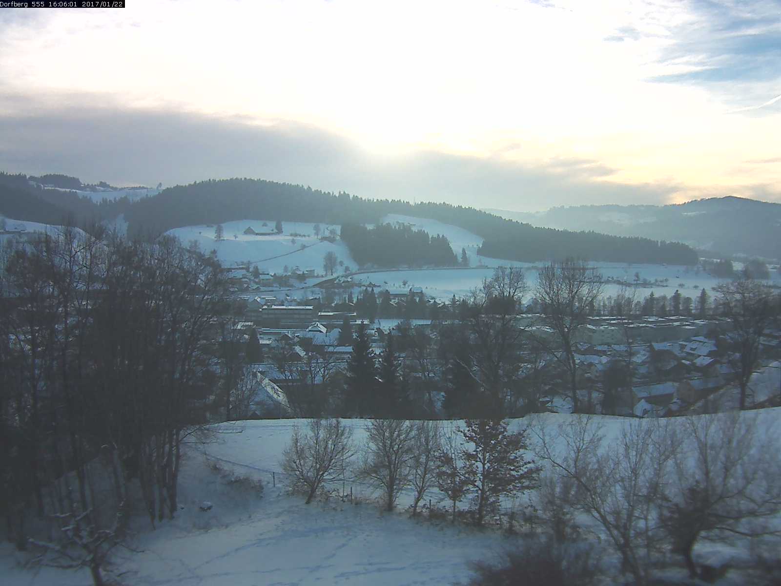 Webcam-Bild: Aussicht vom Dorfberg in Langnau 20170122-160601