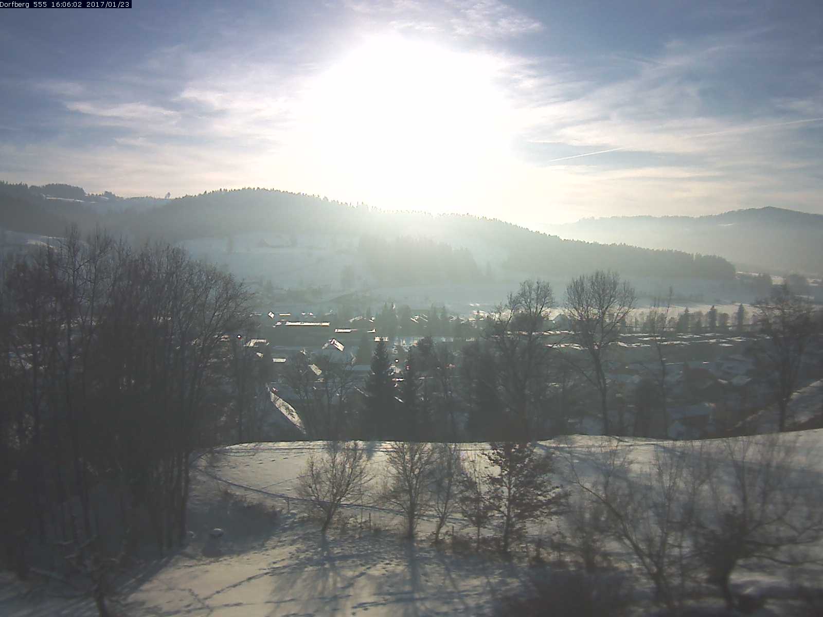 Webcam-Bild: Aussicht vom Dorfberg in Langnau 20170123-160601