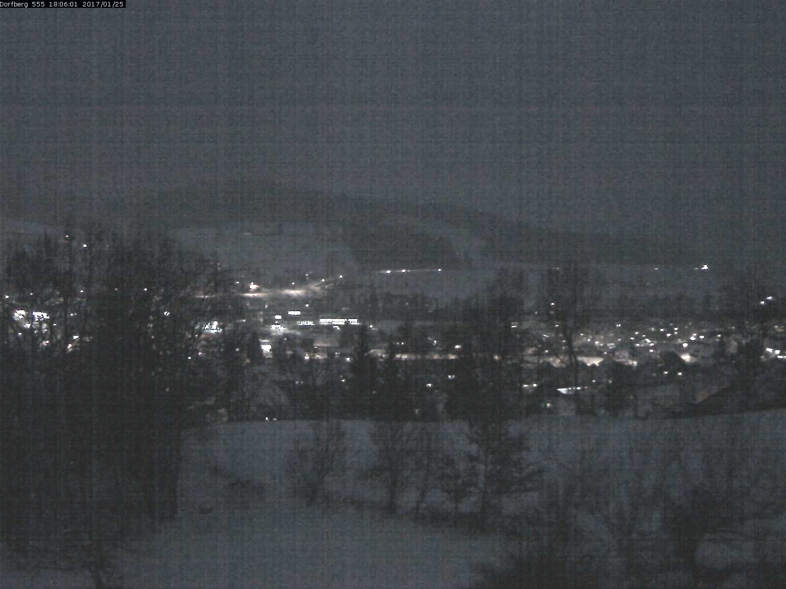 Webcam-Bild: Aussicht vom Dorfberg in Langnau 20170125-180601