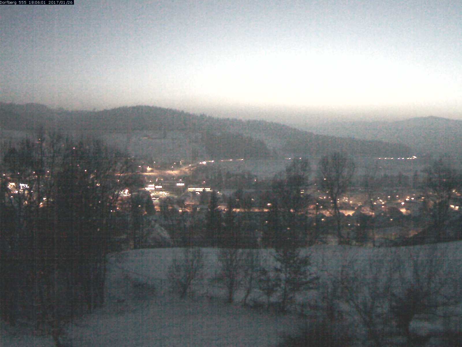 Webcam-Bild: Aussicht vom Dorfberg in Langnau 20170126-180601