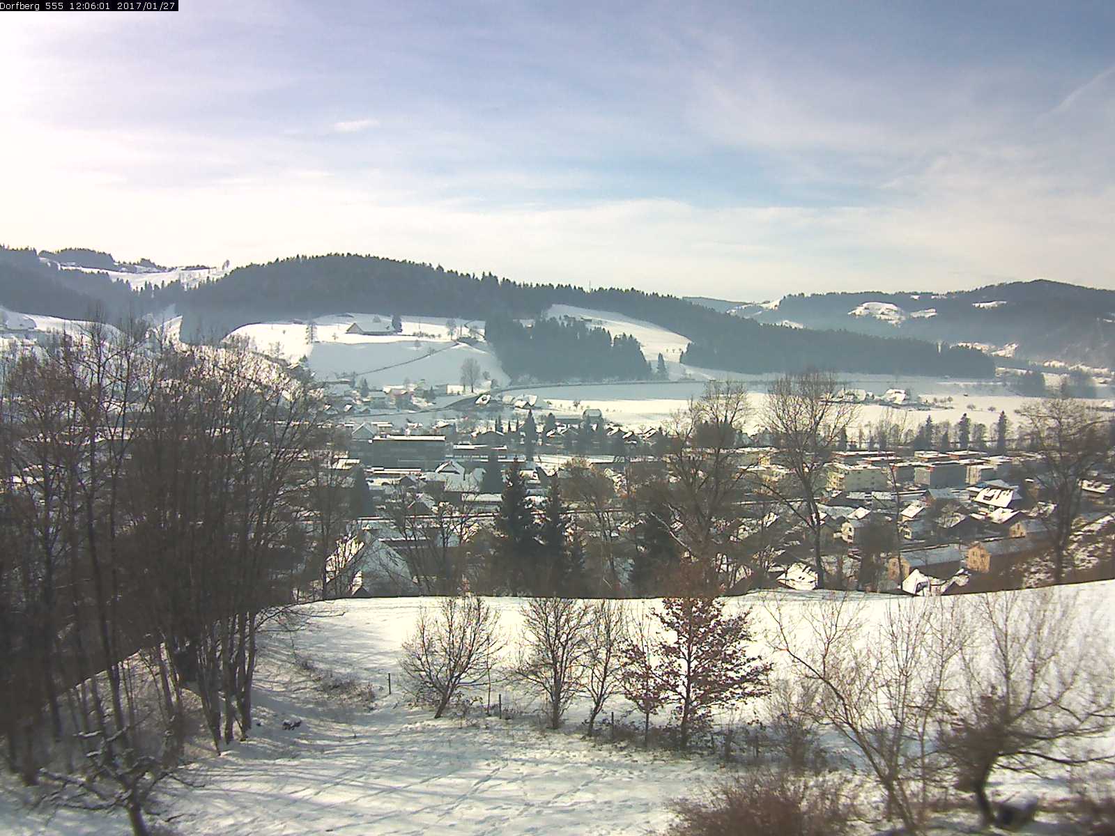 Webcam-Bild: Aussicht vom Dorfberg in Langnau 20170127-120601