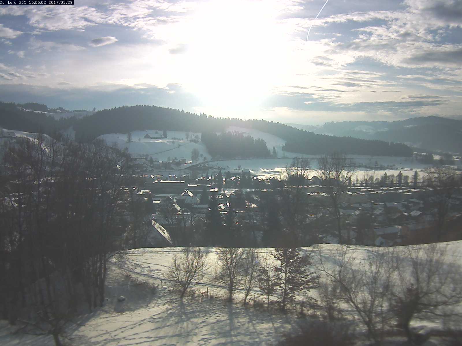 Webcam-Bild: Aussicht vom Dorfberg in Langnau 20170128-160601