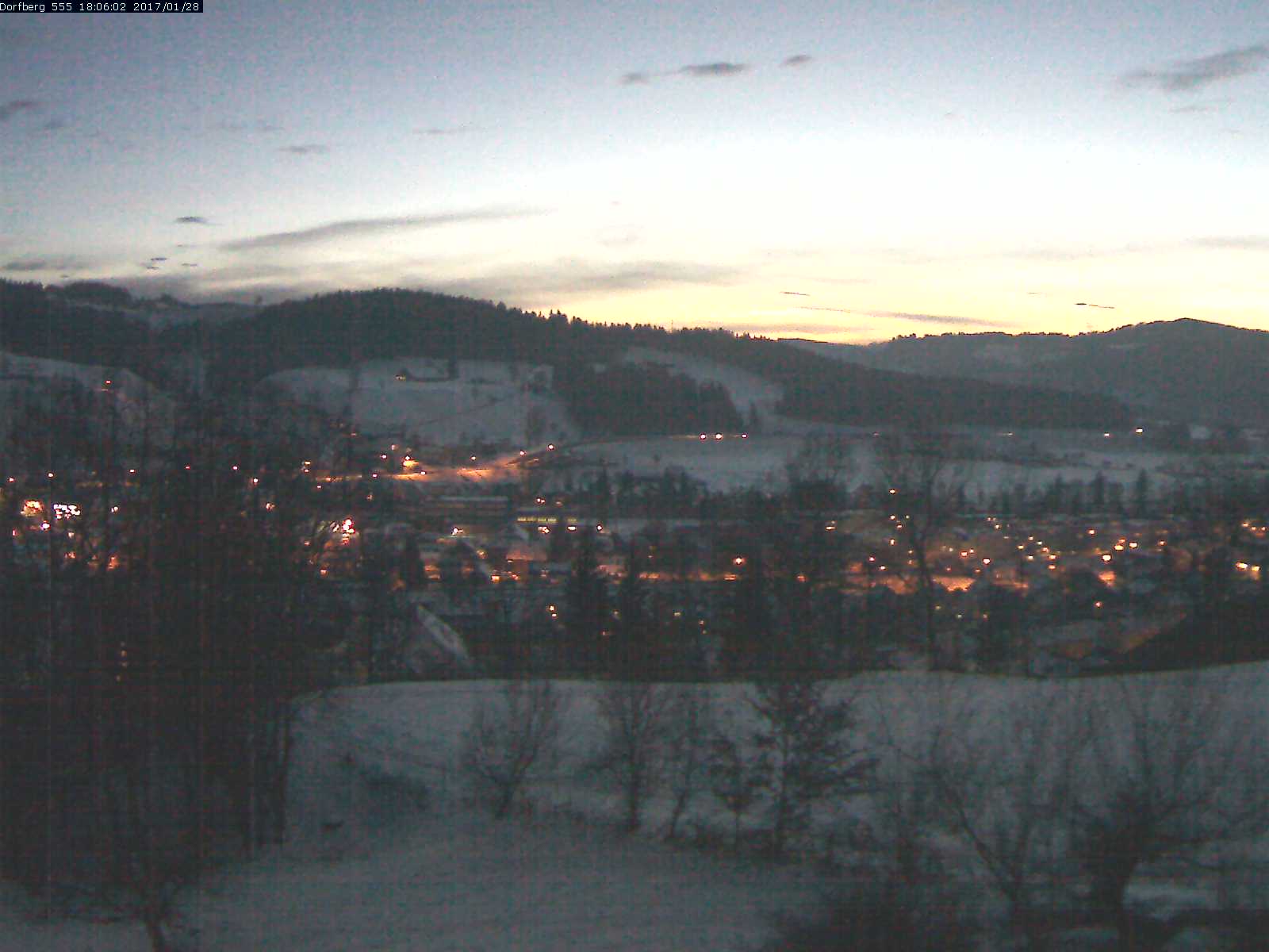 Webcam-Bild: Aussicht vom Dorfberg in Langnau 20170128-180601