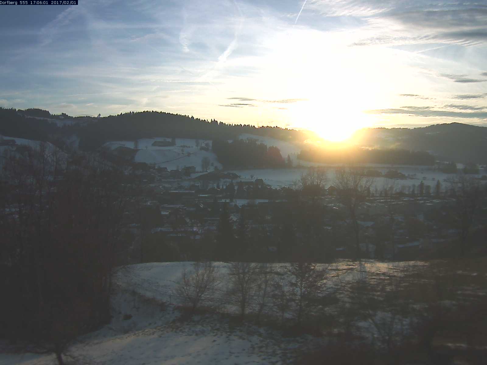 Webcam-Bild: Aussicht vom Dorfberg in Langnau 20170201-170601
