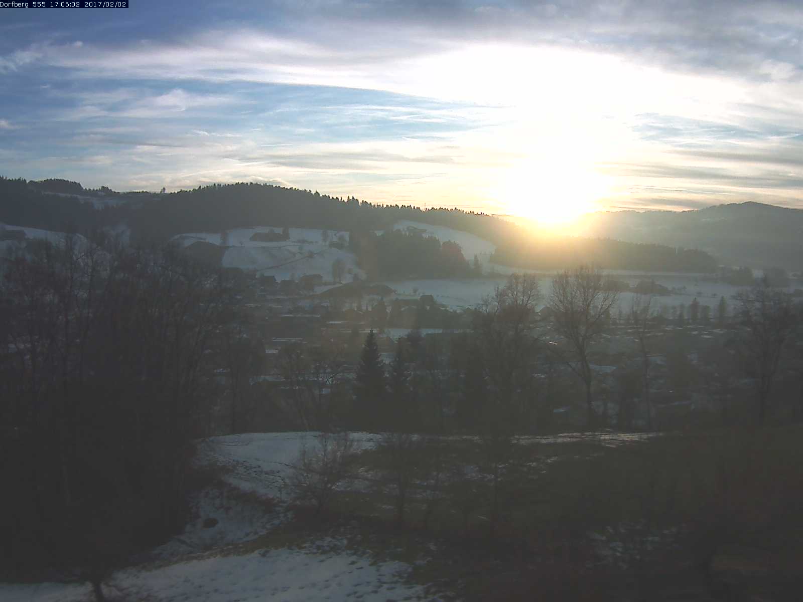 Webcam-Bild: Aussicht vom Dorfberg in Langnau 20170202-170602