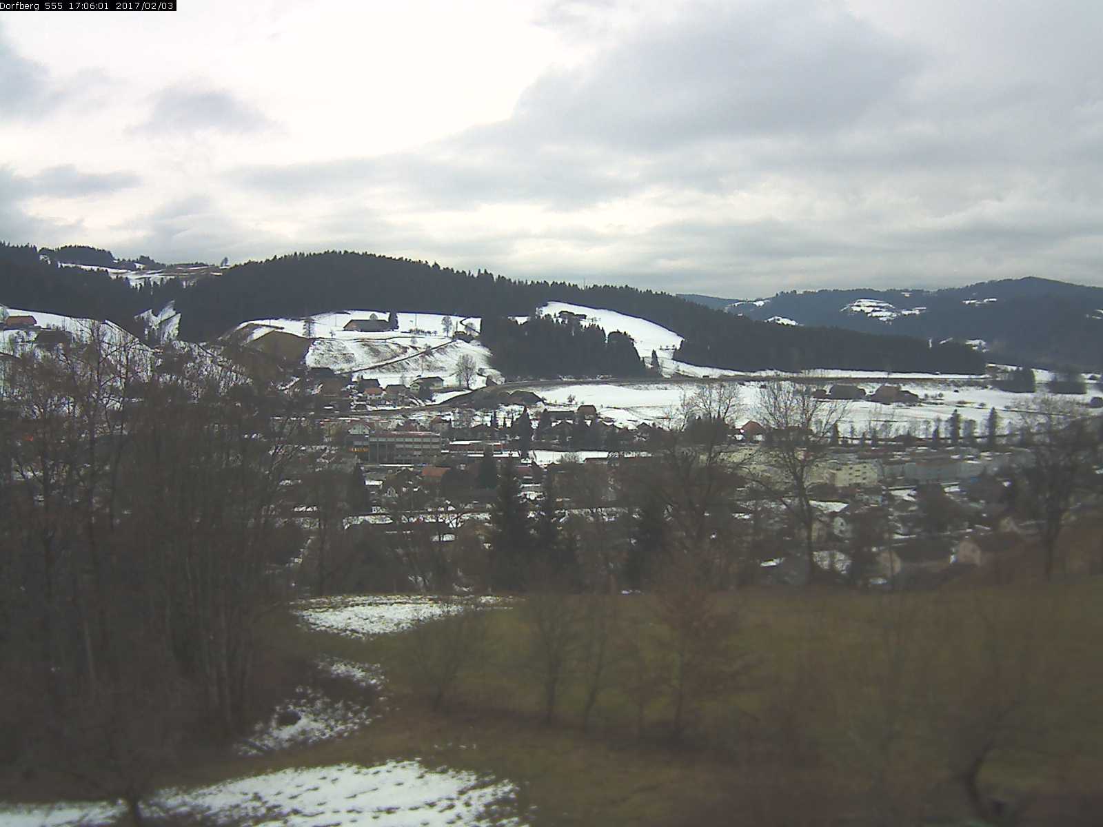 Webcam-Bild: Aussicht vom Dorfberg in Langnau 20170203-170601