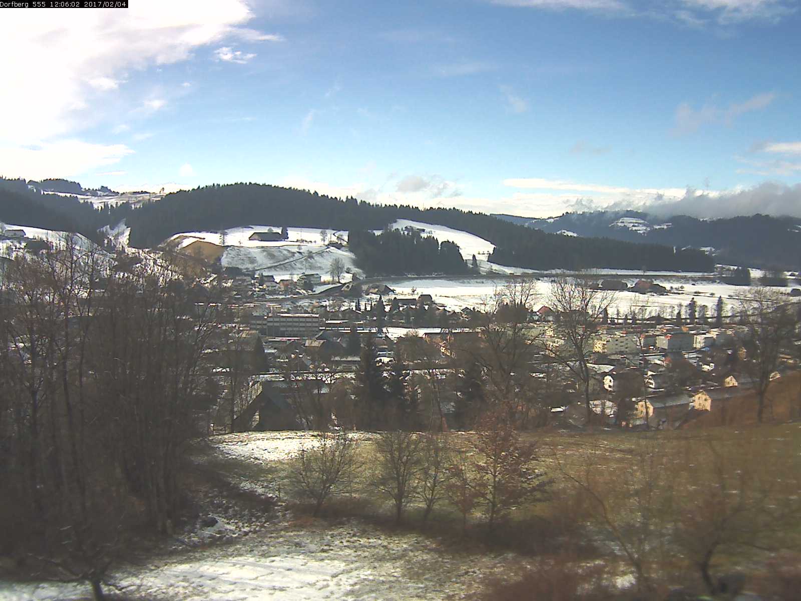 Webcam-Bild: Aussicht vom Dorfberg in Langnau 20170204-120602