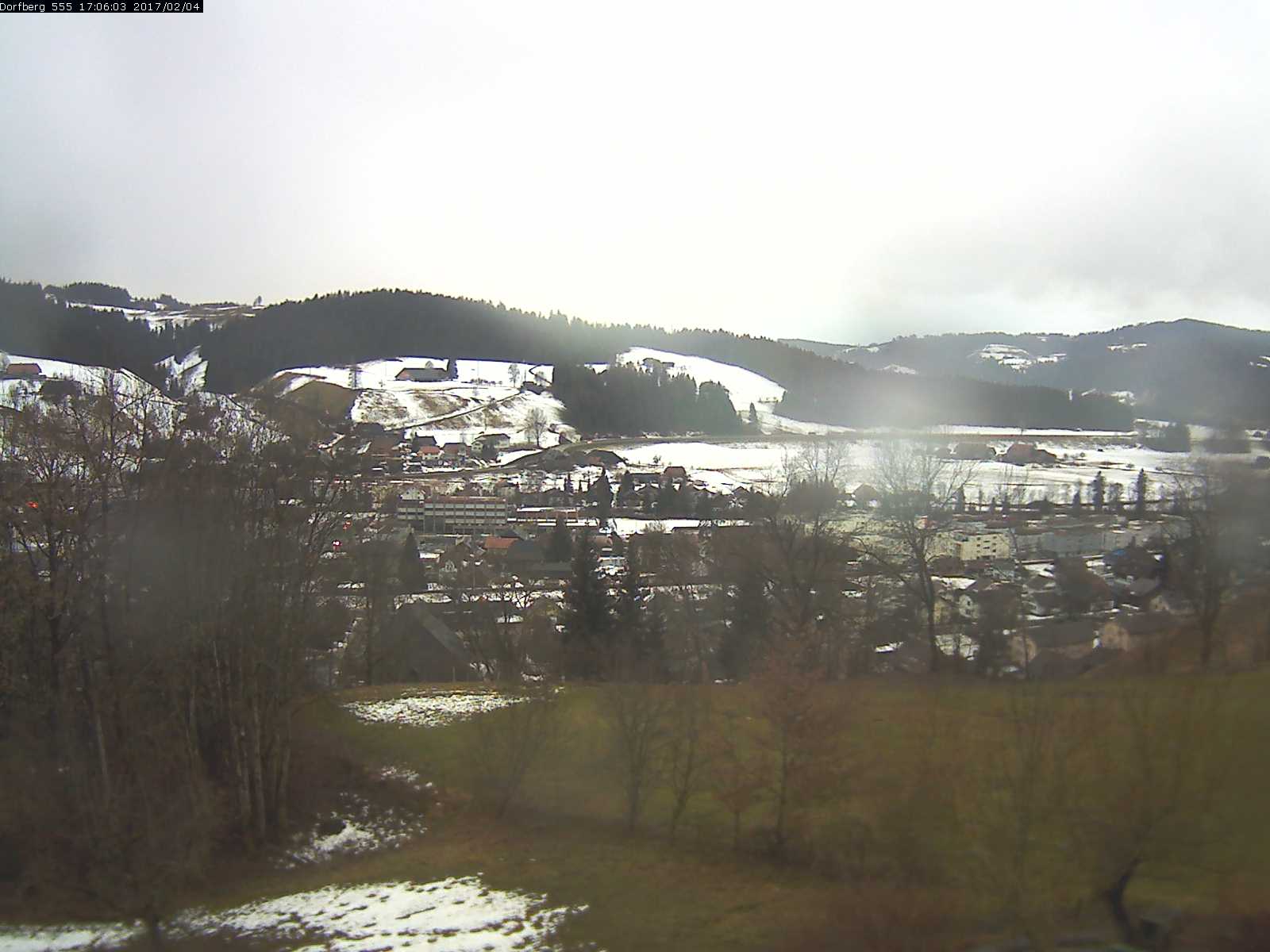 Webcam-Bild: Aussicht vom Dorfberg in Langnau 20170204-170601