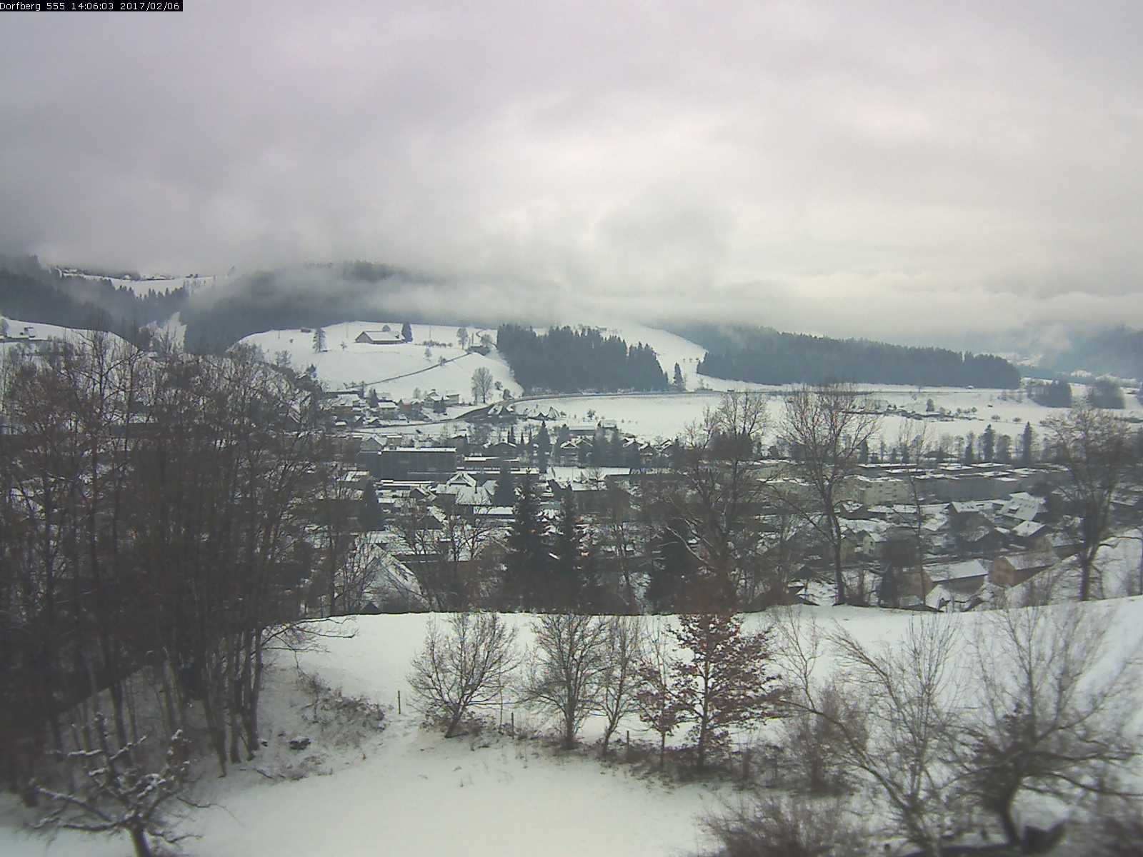 Webcam-Bild: Aussicht vom Dorfberg in Langnau 20170206-140601