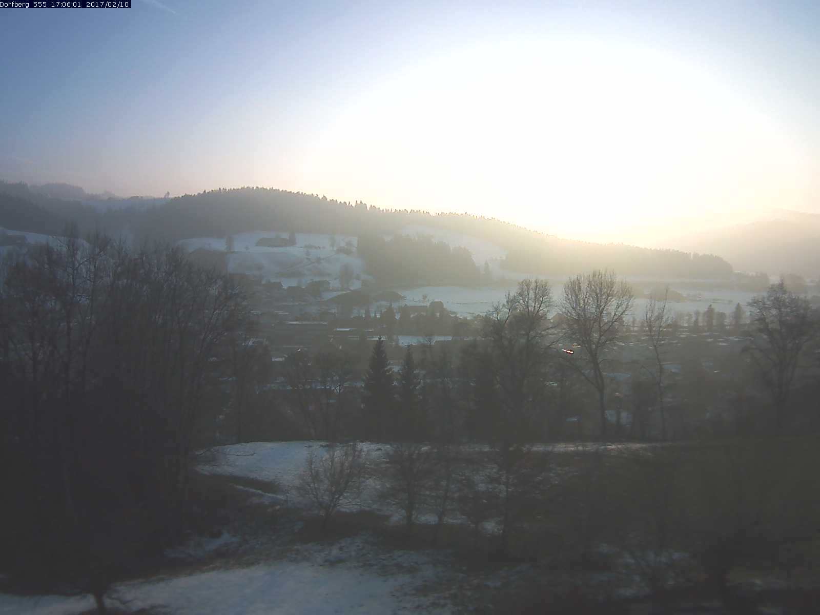 Webcam-Bild: Aussicht vom Dorfberg in Langnau 20170210-170601