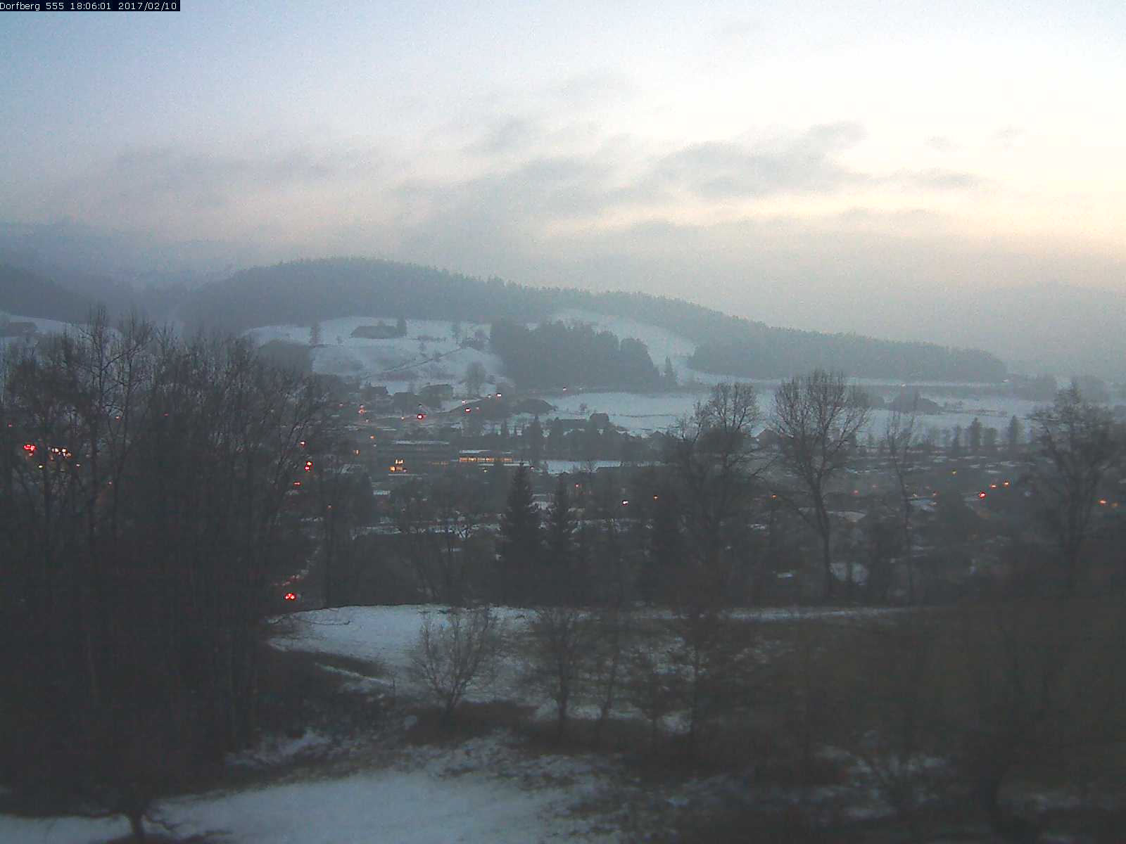 Webcam-Bild: Aussicht vom Dorfberg in Langnau 20170210-180601