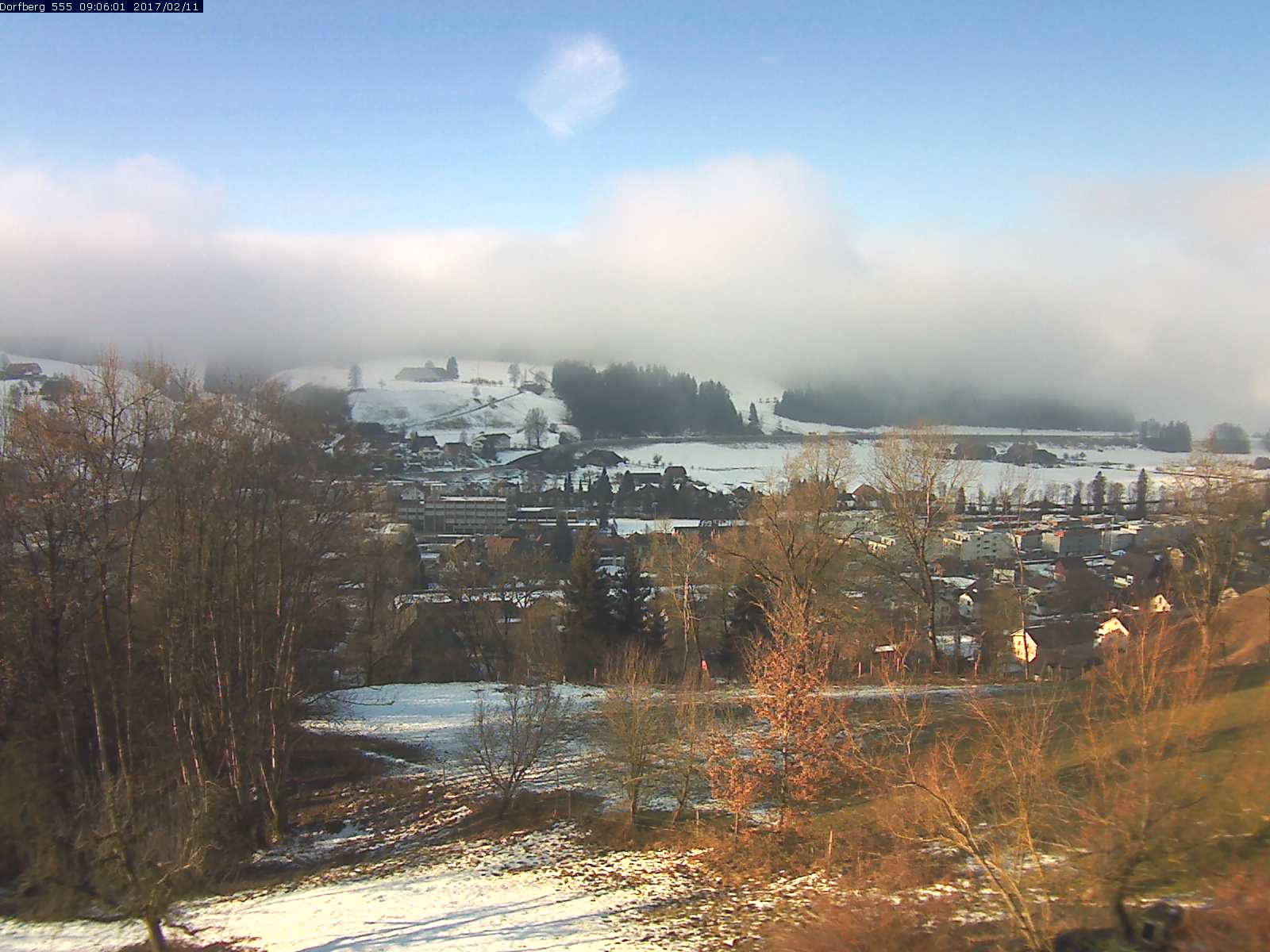 Webcam-Bild: Aussicht vom Dorfberg in Langnau 20170211-090601