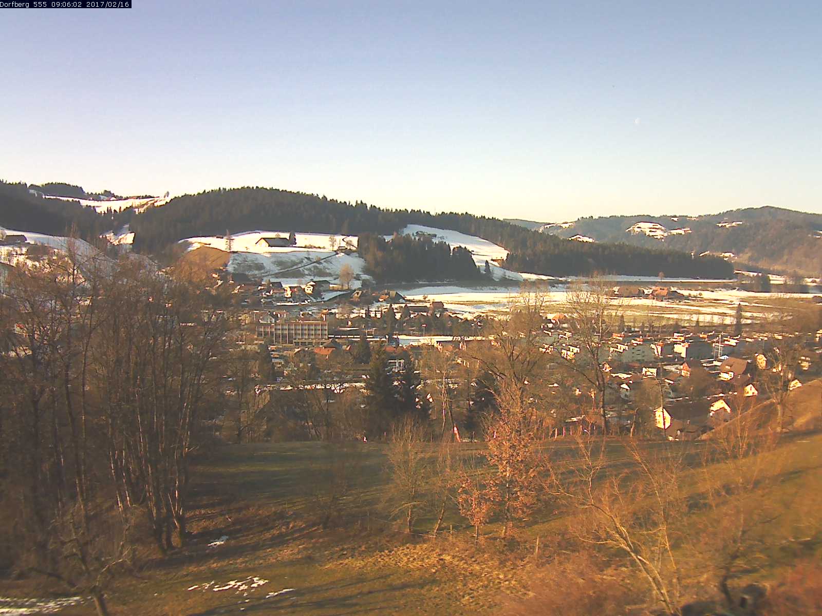 Webcam-Bild: Aussicht vom Dorfberg in Langnau 20170216-090601