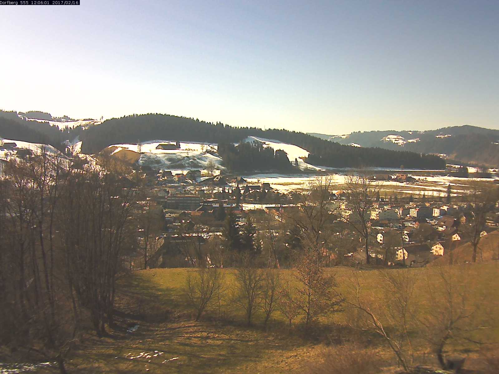 Webcam-Bild: Aussicht vom Dorfberg in Langnau 20170216-120601