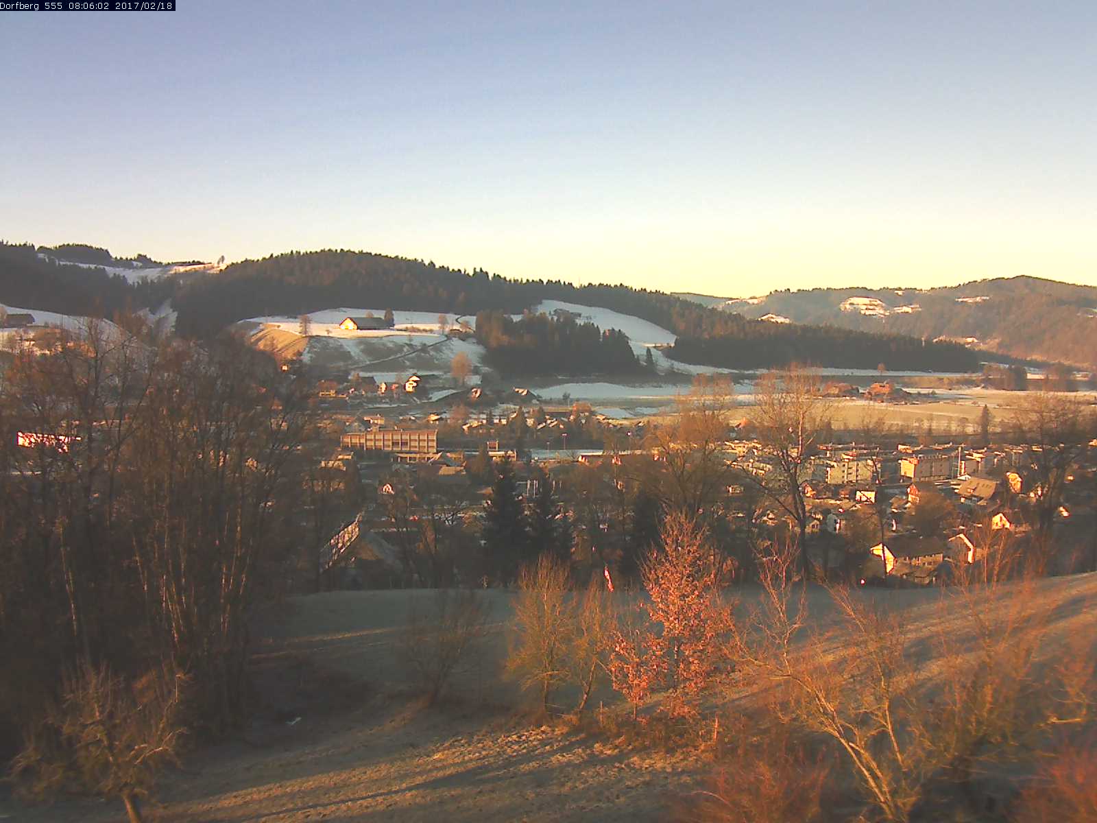Webcam-Bild: Aussicht vom Dorfberg in Langnau 20170218-080601