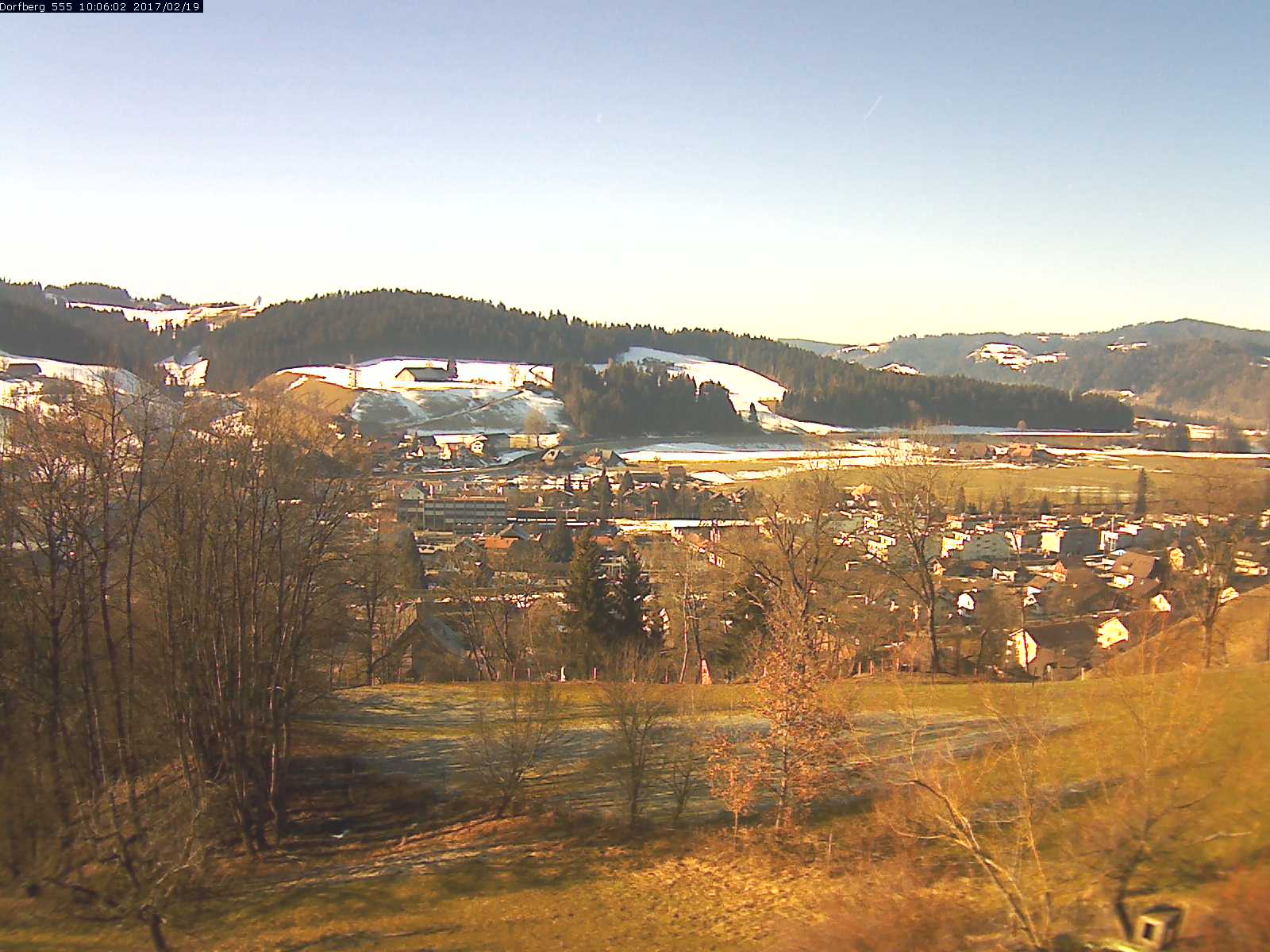 Webcam-Bild: Aussicht vom Dorfberg in Langnau 20170219-100601