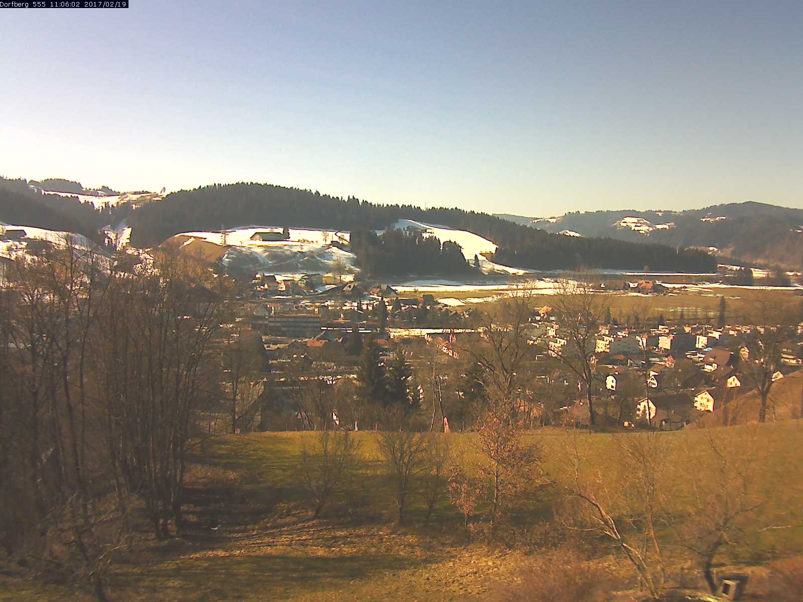 Webcam-Bild: Aussicht vom Dorfberg in Langnau 20170219-110601